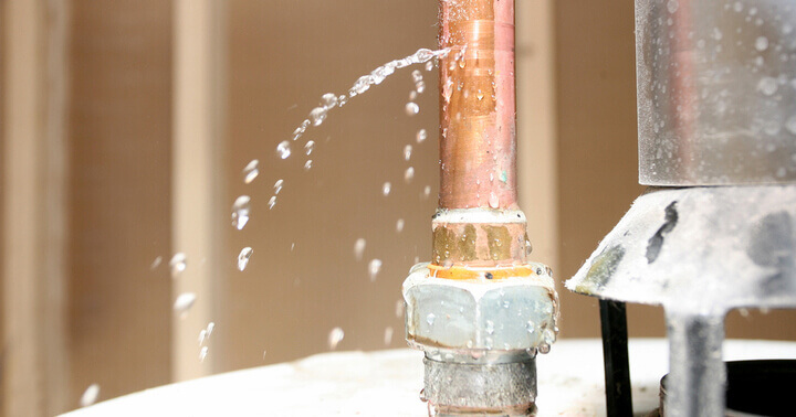 Pipe leakage in an old hdb flat