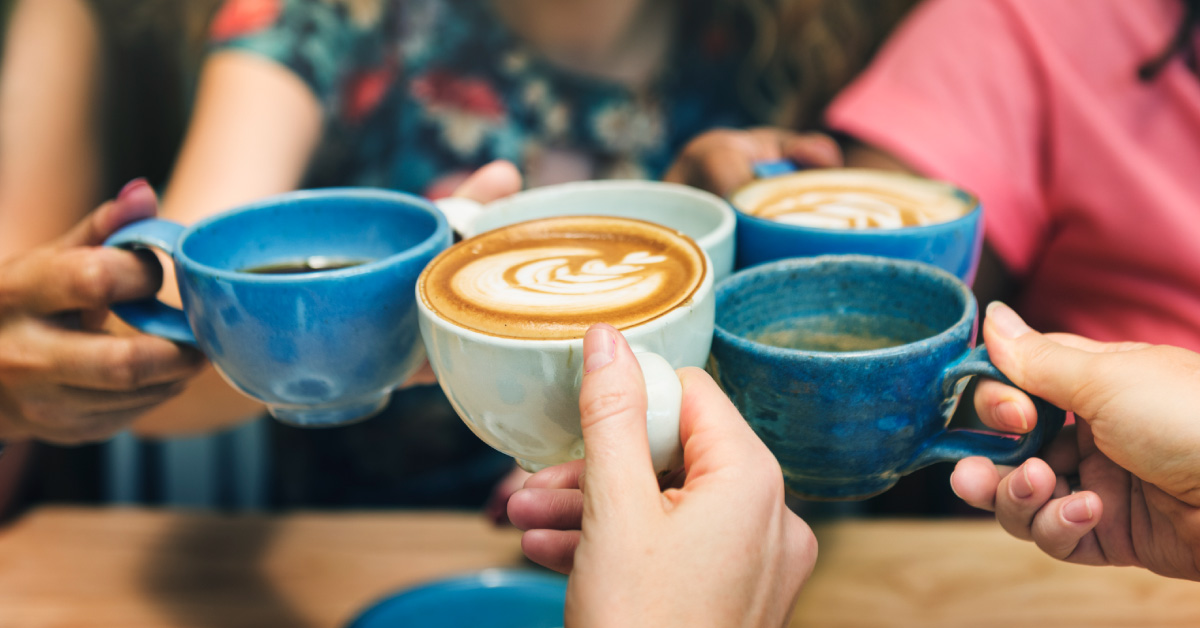 friends-drinking-coffee