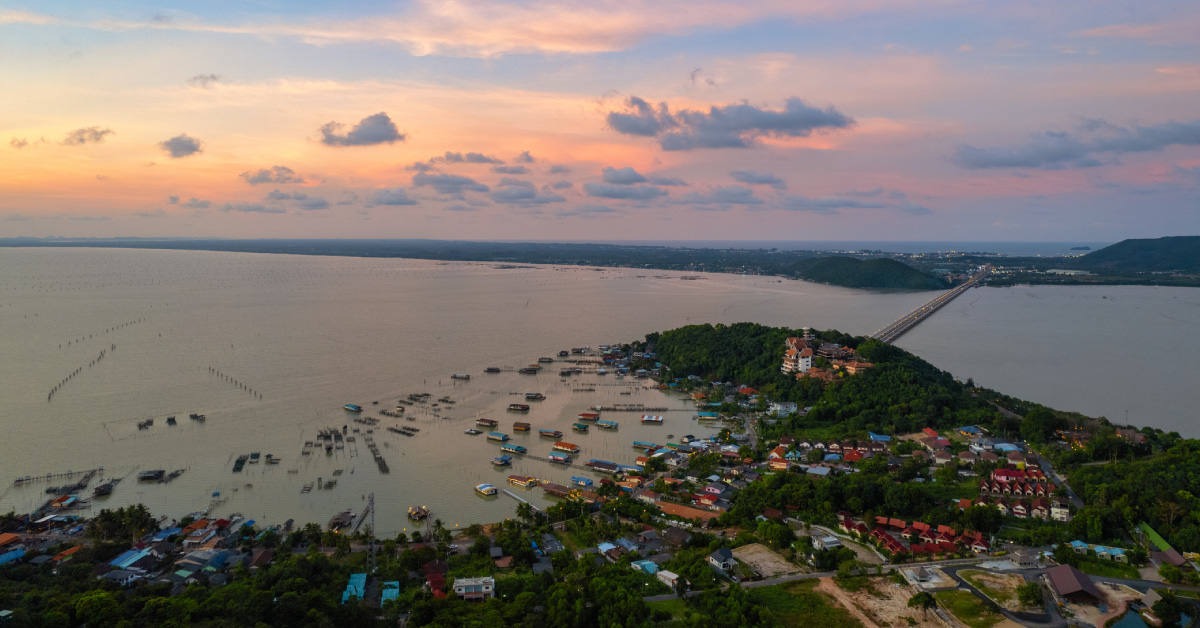 ko-yo-island-at-night-in-songkhla-province-thailand
